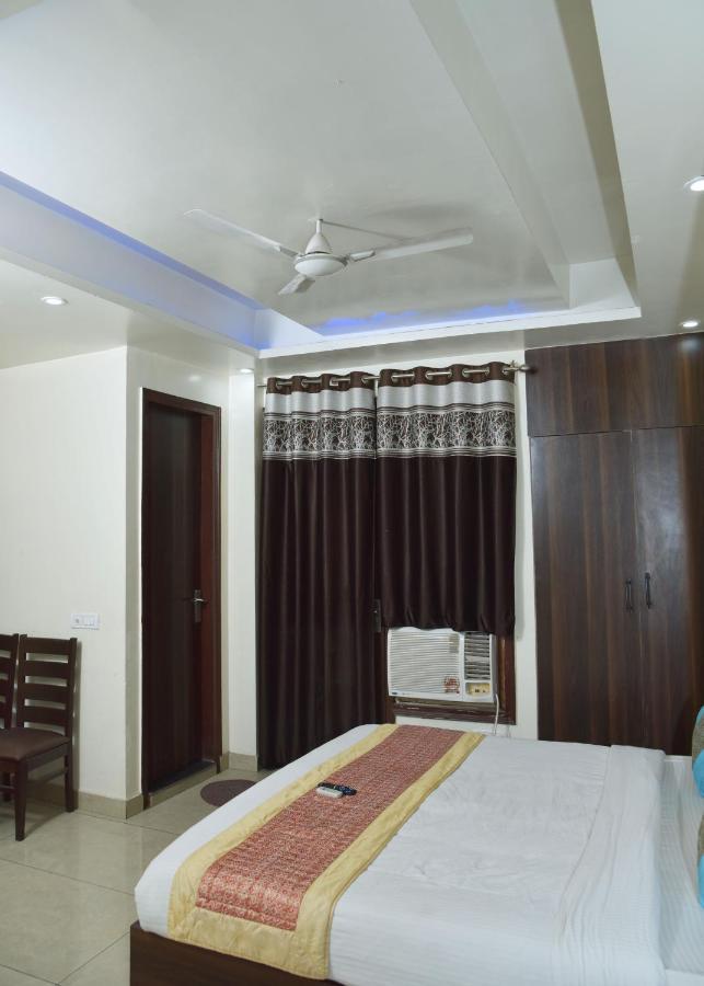 Hotel Classic Plaza At Delhi Airport New Delhi Buitenkant foto